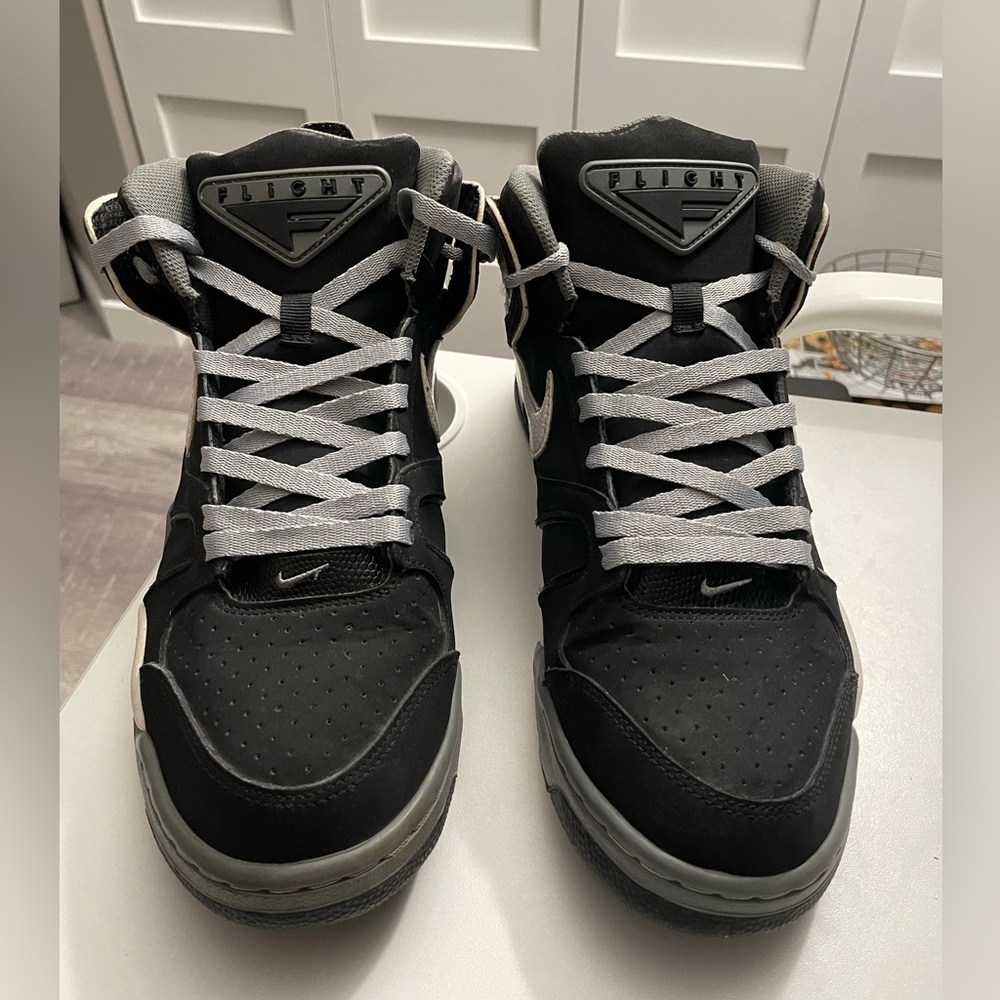 Air Flight Falcons